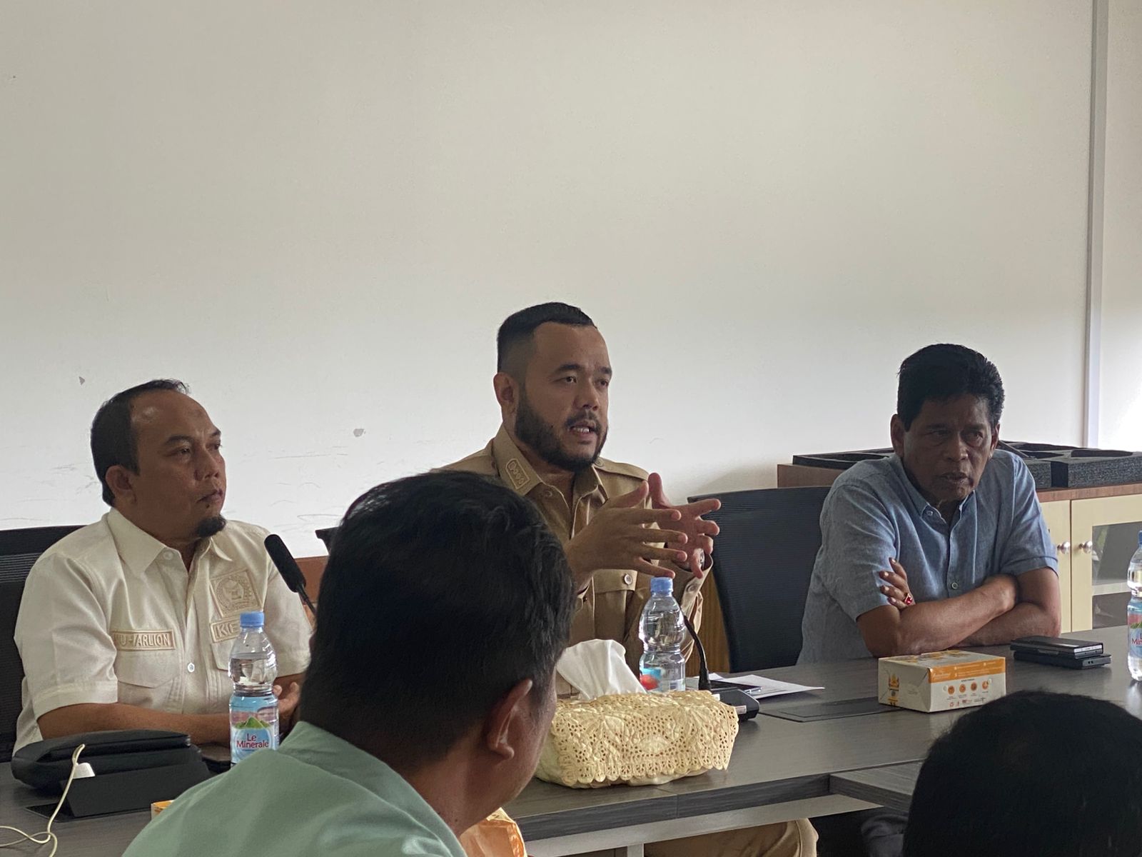 Rapat Koordinasi Evaluasi Penanganan Pasca Banjir Bandang Padang, Ketua DPRD, Muharlion Soroti Air Bersih dan Wilayah Belum Terlayani