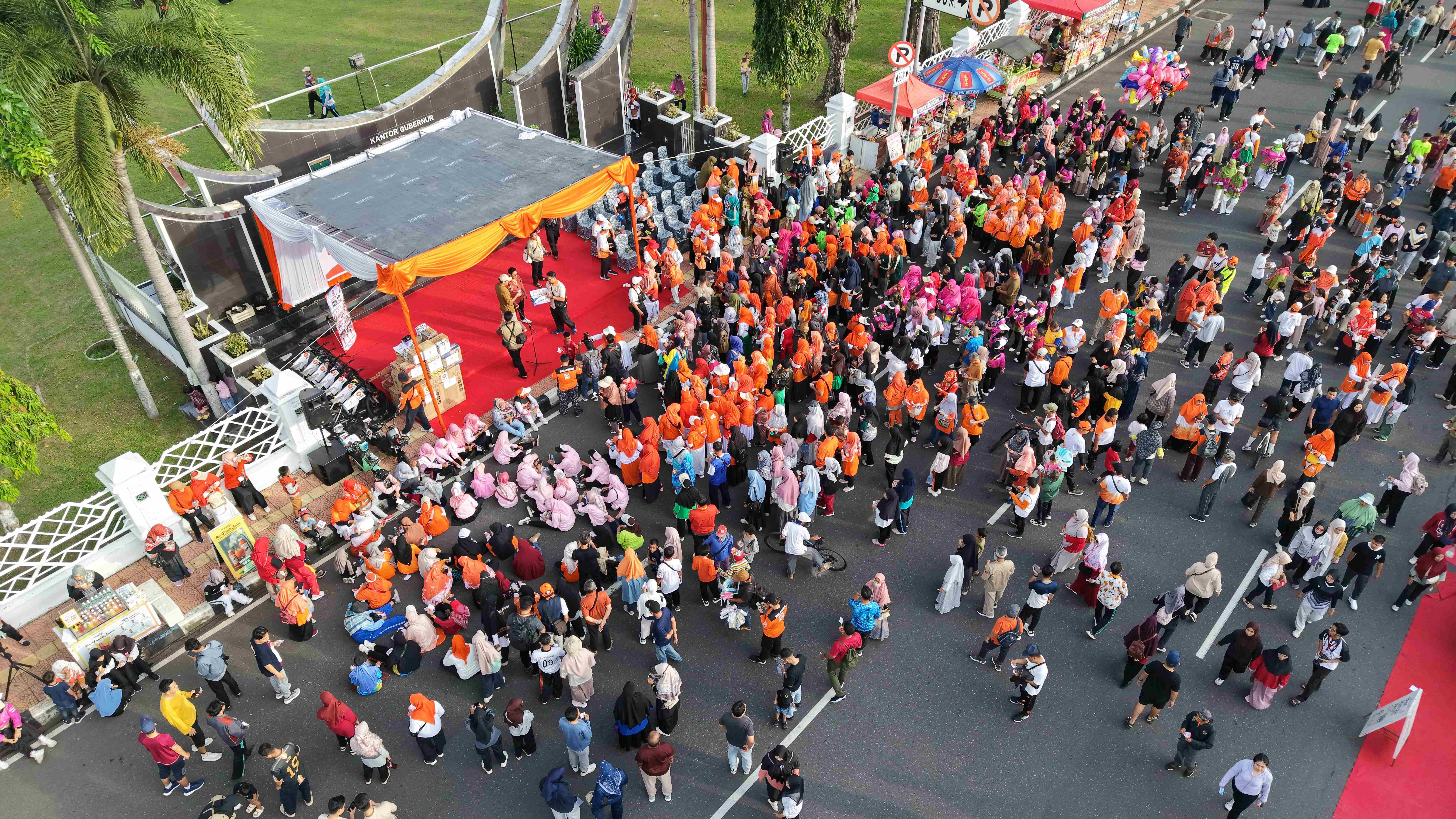 Ribuan Warga Padang Semarakkan Puncak Milad PKS ke-24